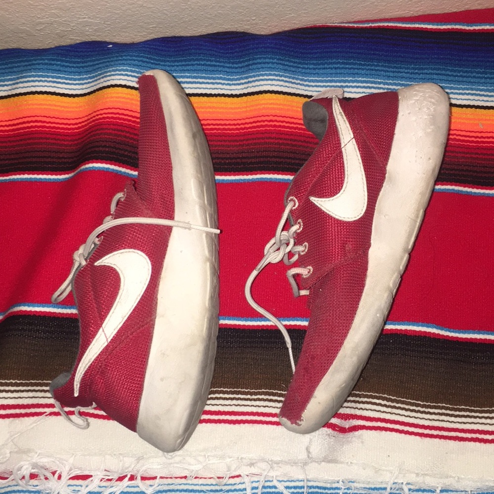 nike roshes